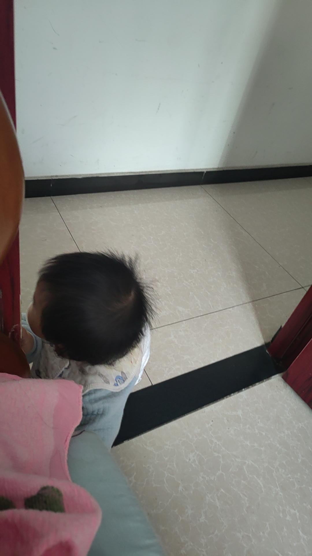 前天带婆婆去招商银行办卡，70多岁了，没读过书不识字，自己名字写不了，现在办理银