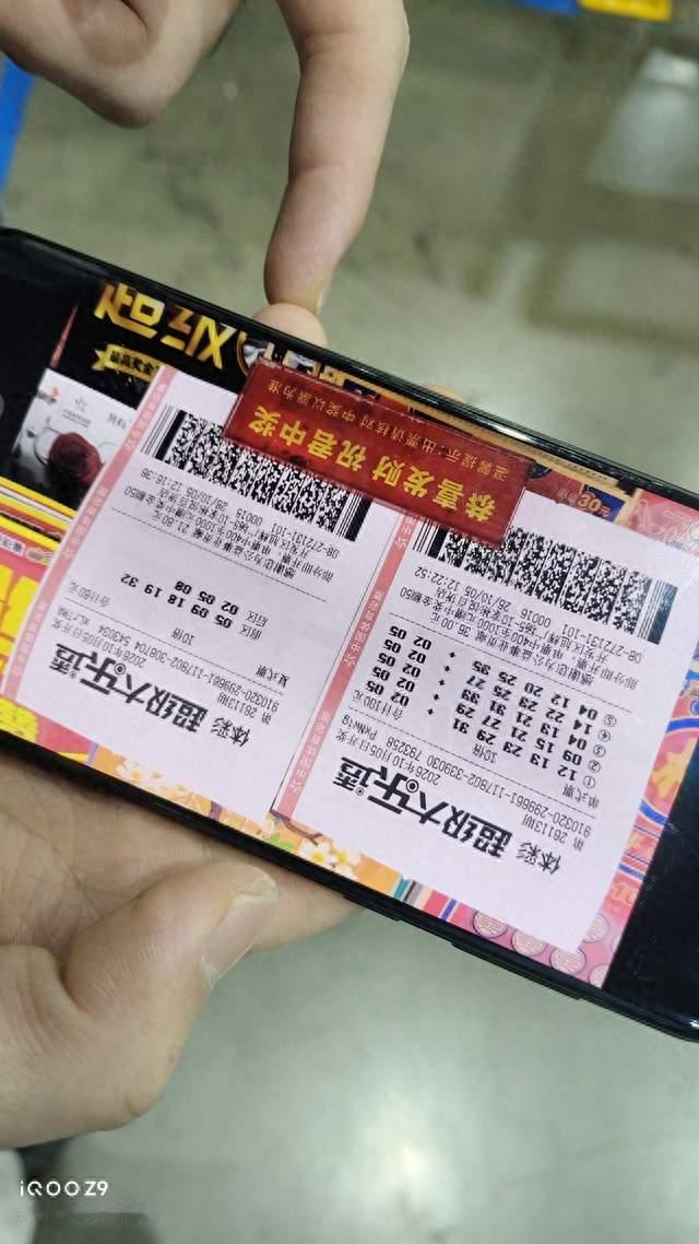 右手麻了6年！一直当颈椎病治，花光近10万，最后才知道全错了