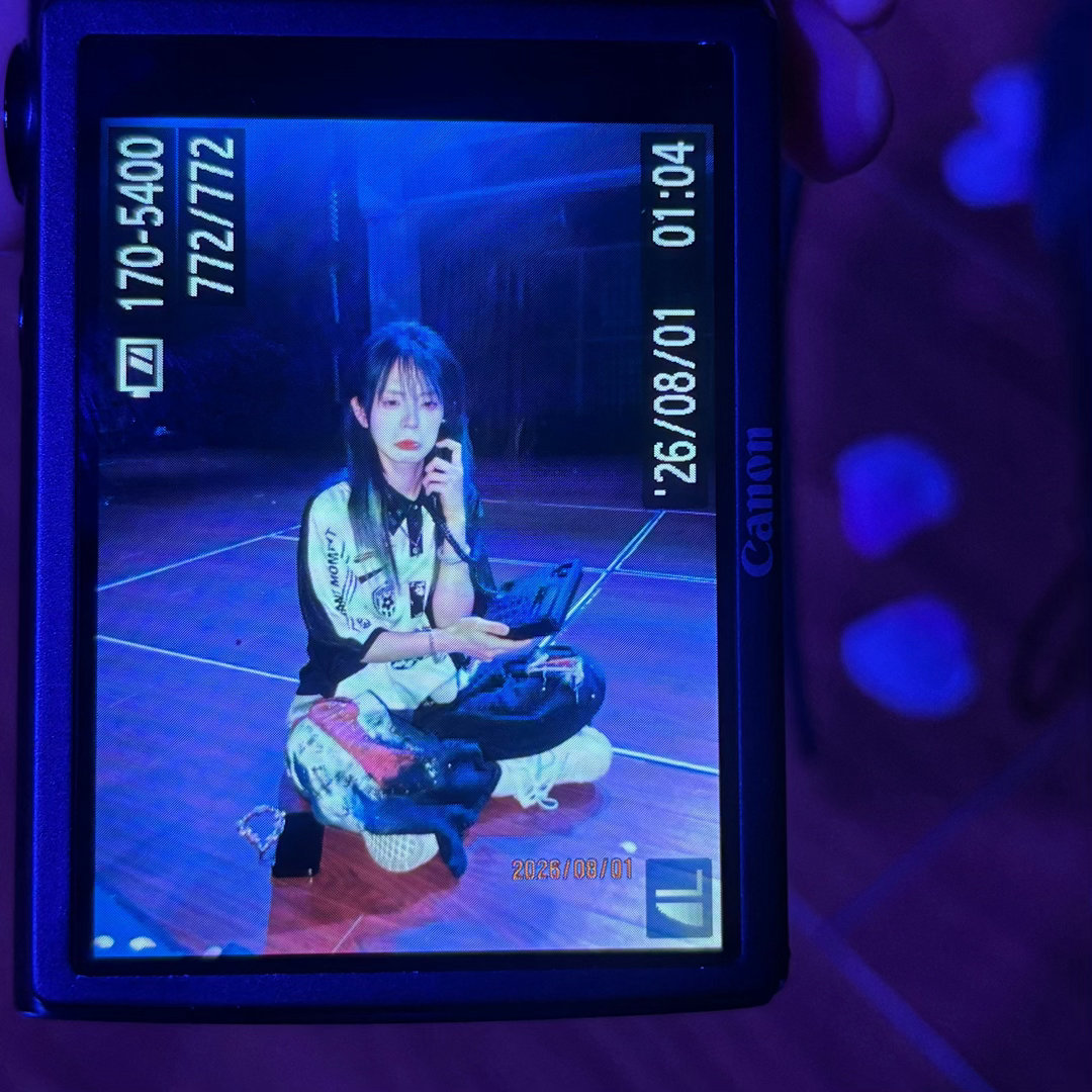 萌吐了， 