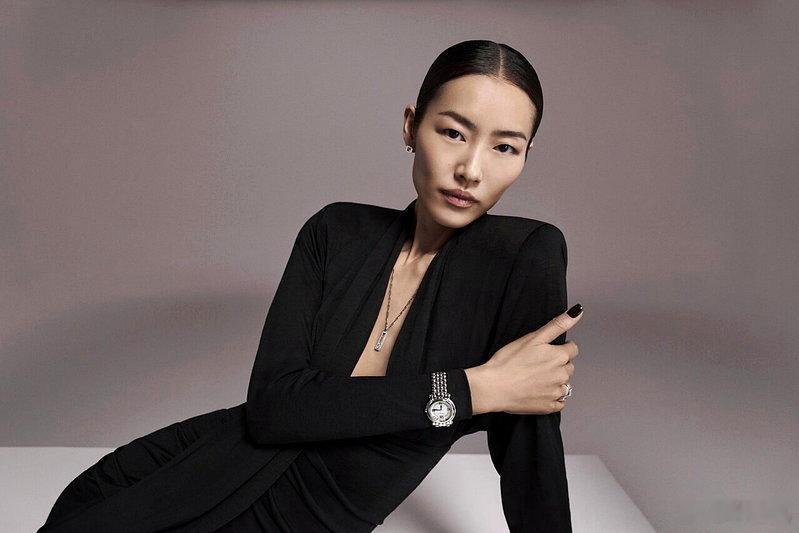 时尚灵感解读  刘雯[超话]  ｜Chopard 💎 Happy Sport 