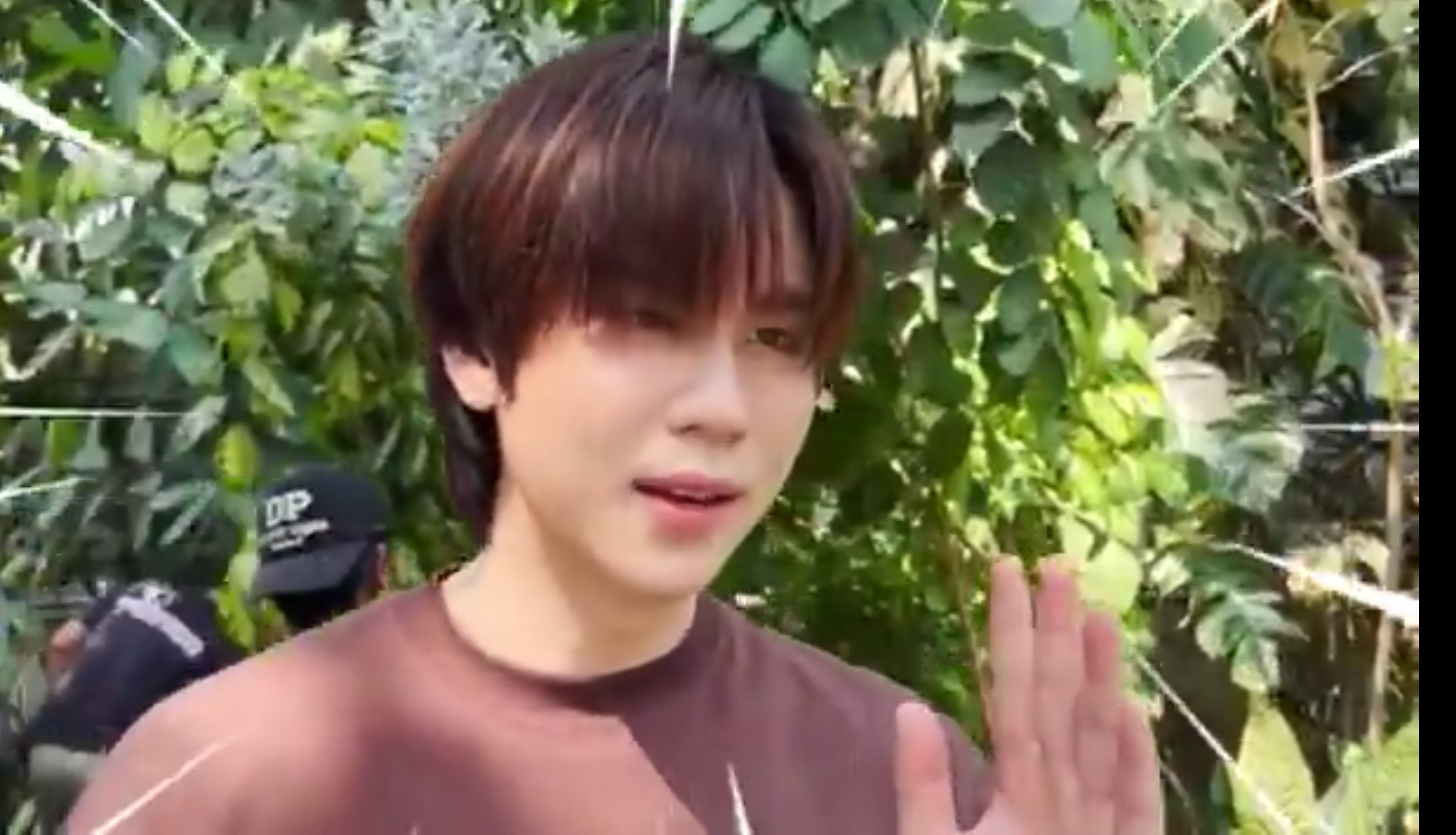 笑亖，MC采访prem先问他：醒了么这会儿？？？prem：啊…（宕机一秒）…醒是