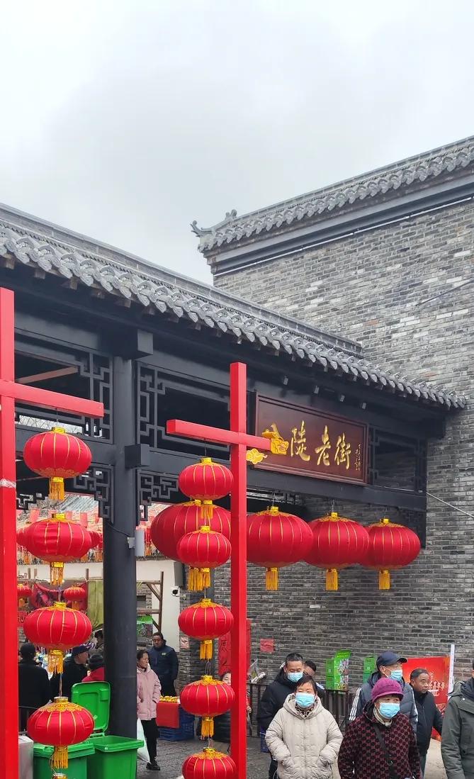 山东淄博博山八陡老街，图二是汤婆子不是虎子，图三是地炉不是窑炉。