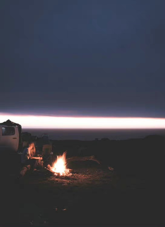 这世界本就没有任何一句话，可以让你醍醐灌顶。真正叫你醍醐灌顶的，只能是一段经历。