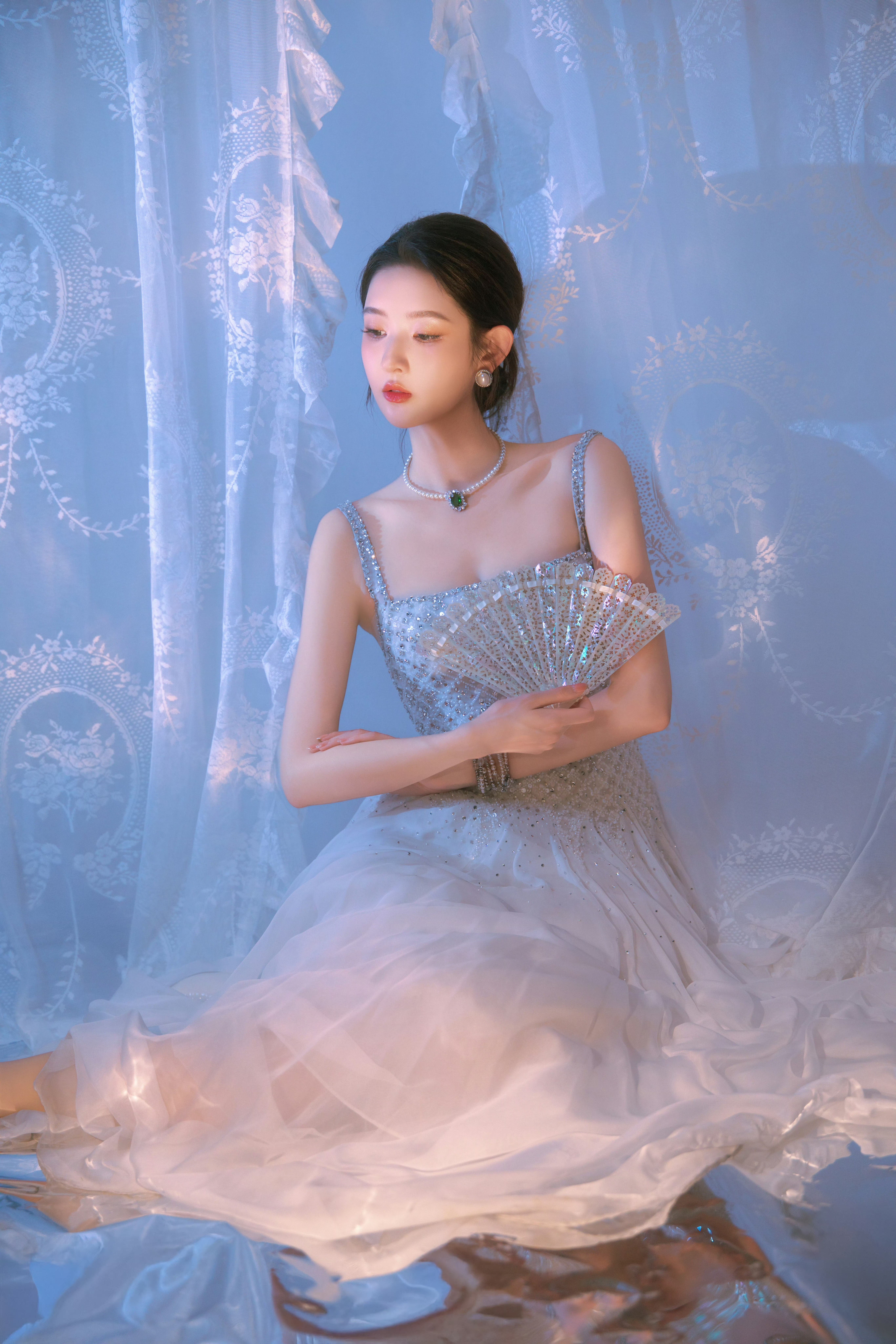 MOH Celebrity | 王玉雯王玉雯 佩戴MOH「四时风物」系列绿水晶珍