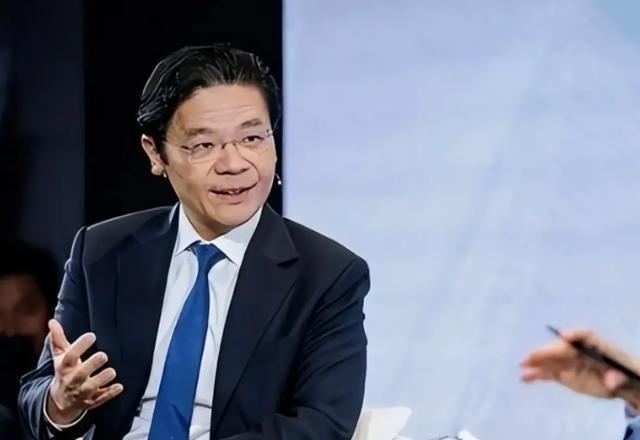 新加坡反了！越南也反了！中日关系紧张的时候，一个公然站队日本，并赴日接受旭日勋章