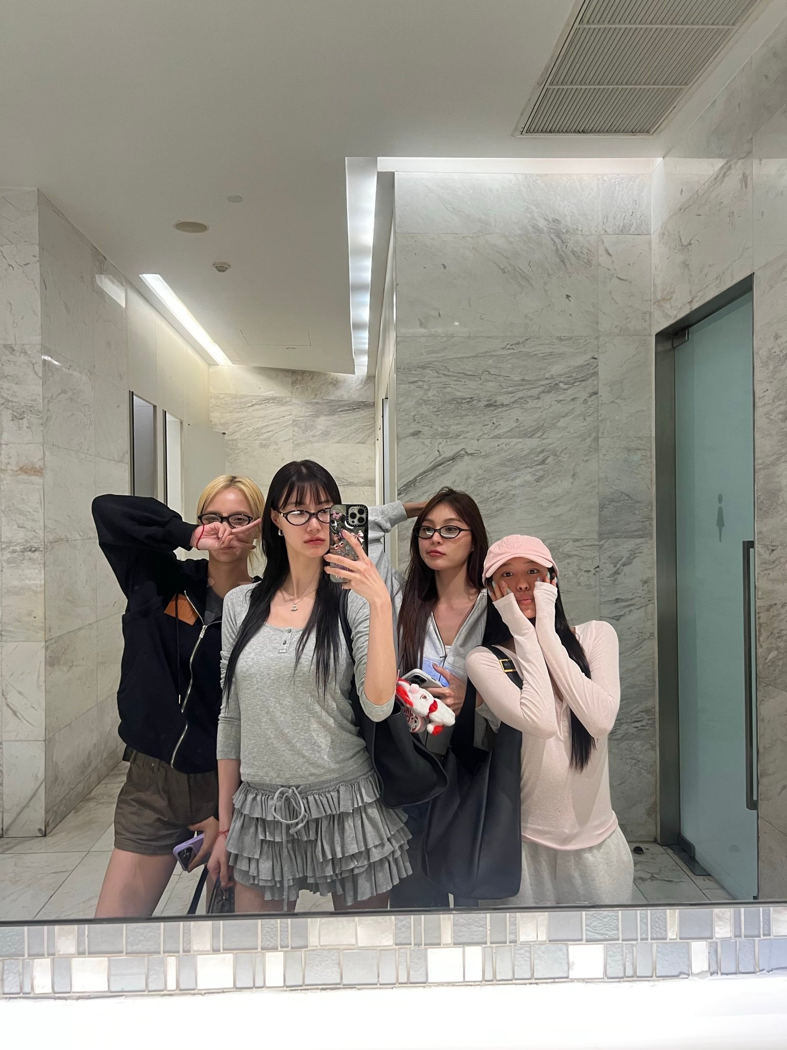 JanJingjing 🦊🐯janjingjing🦊🐯🐰🐨Jing 