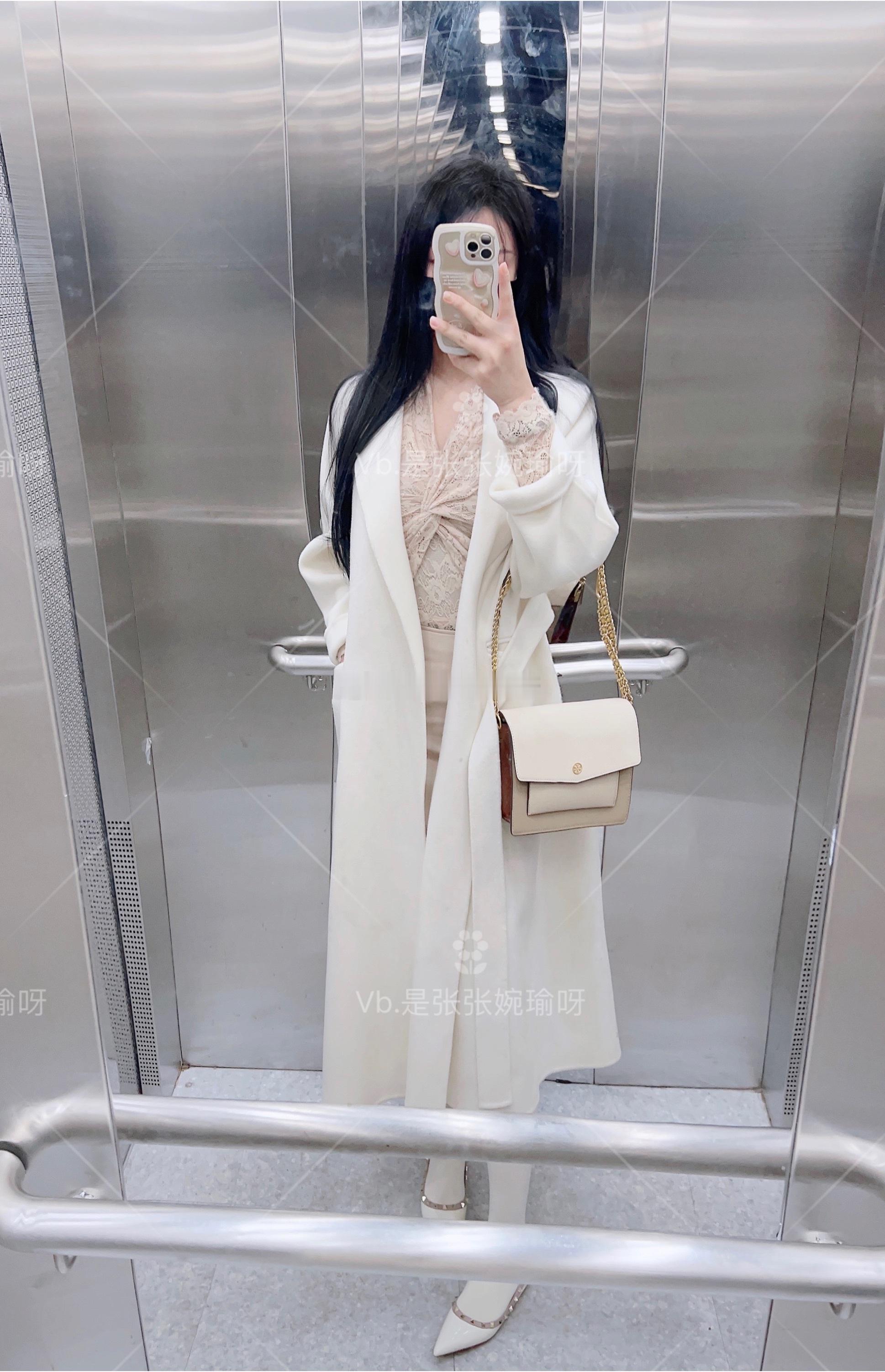 叮～打卡开工日的ootd ​​​
