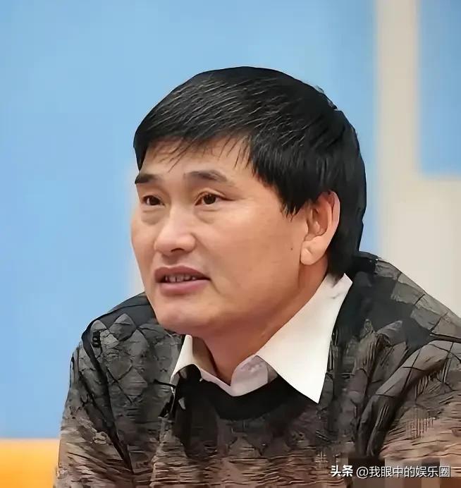 大衣哥朱之文是一个什么样的人？如何正确评价朱之文，看到头条推出的上述话题，小编谈