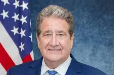 中国周边的事情，基本上都跟美国脱不了干系，在美国陷入大麻烦之际，就更是如此了。