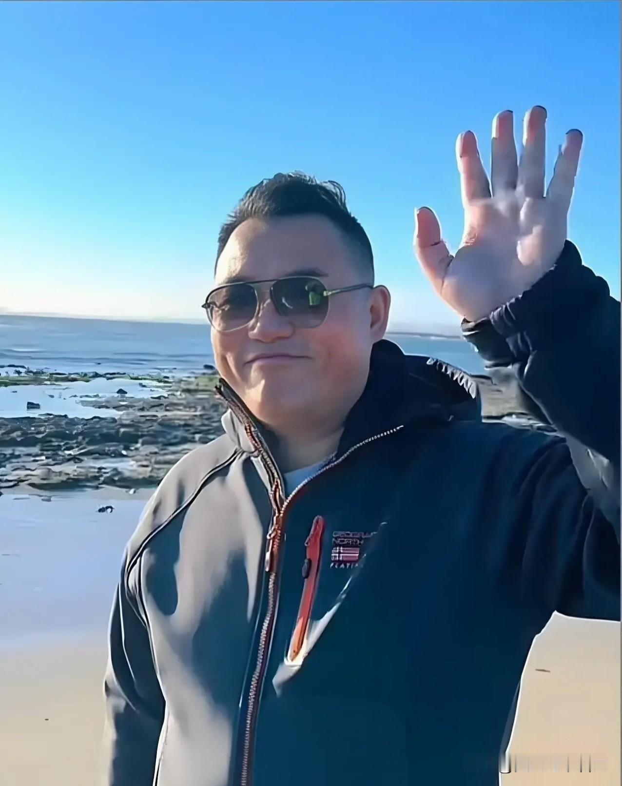 郑好自嘲的智慧和精神值得所有同行学習！

就德云社演员郑好口嗨“我又不阎鹤祥霸霸