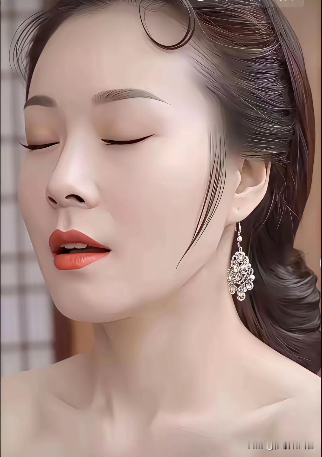 没想到优雅漂亮的郭伯母，当年说过这么生猛的台词，也不知道我们的敬爱的郭大侠听到爱