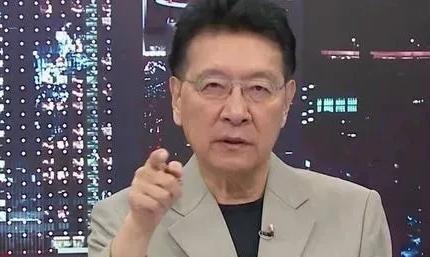 “别说是围绕台湾军演了，就算一天来五百架战斗机，我们也不怕！”台湾名嘴赵少康曾向