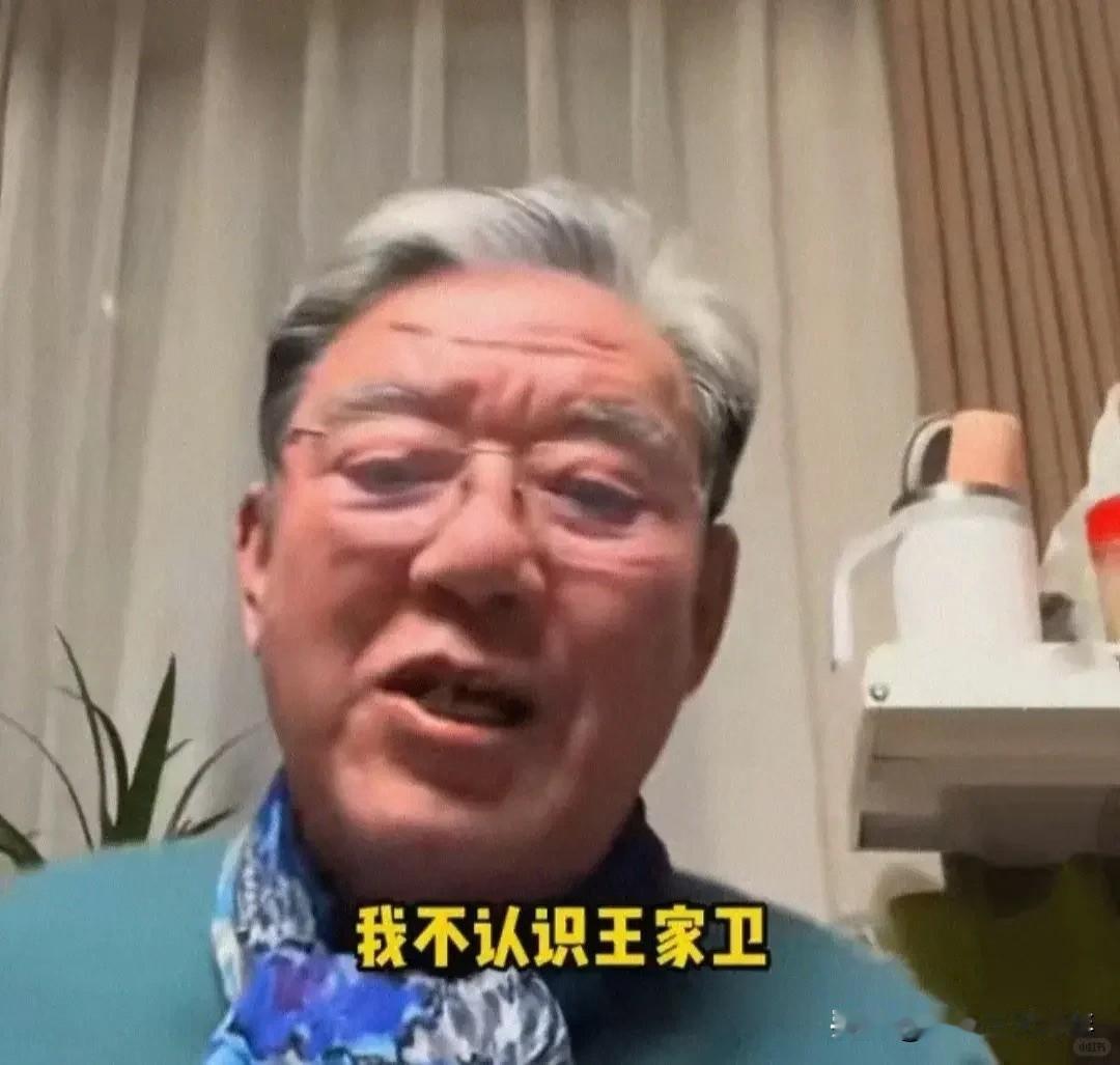 李立群评价电影《一代宗师》“看不到宗师”，怒斥王家卫“根本不懂什么叫宗师”。

