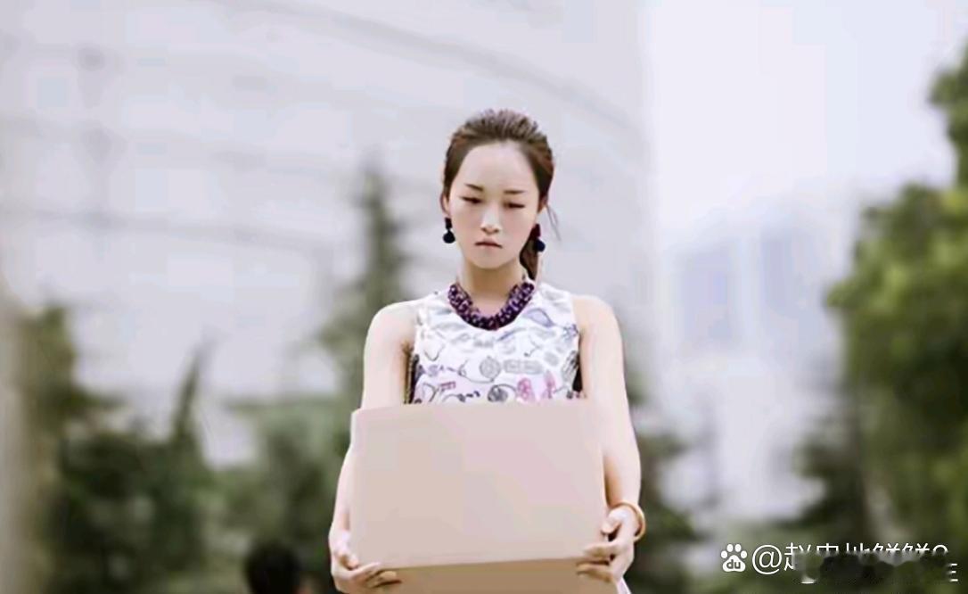 蓝盈莹说她根本没医美，就是靠嘴部锻炼，才把嘴练翘上去的 ​​​