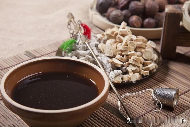 糖尿病患者脚趾发黑，不想被截肢，中医调理很必要
出现脚趾发黑这种症状，临床上称它