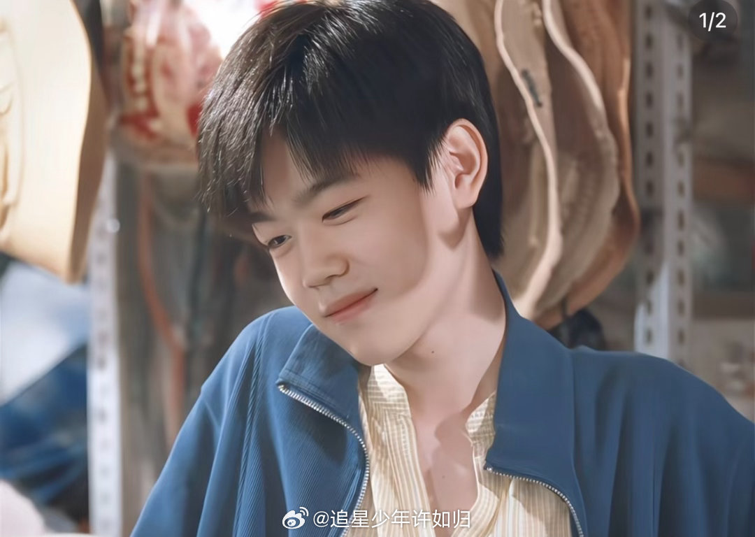 隐身的名字小演员告别文隐身的名字 看到少年组和成年组的隔空对话，突然理解了“成长