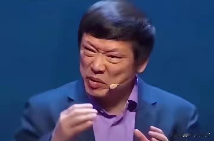 强调英语重要性是阻碍科技进步的手段，也是延缓中国发展速度的阳谋，因为有些方面英语