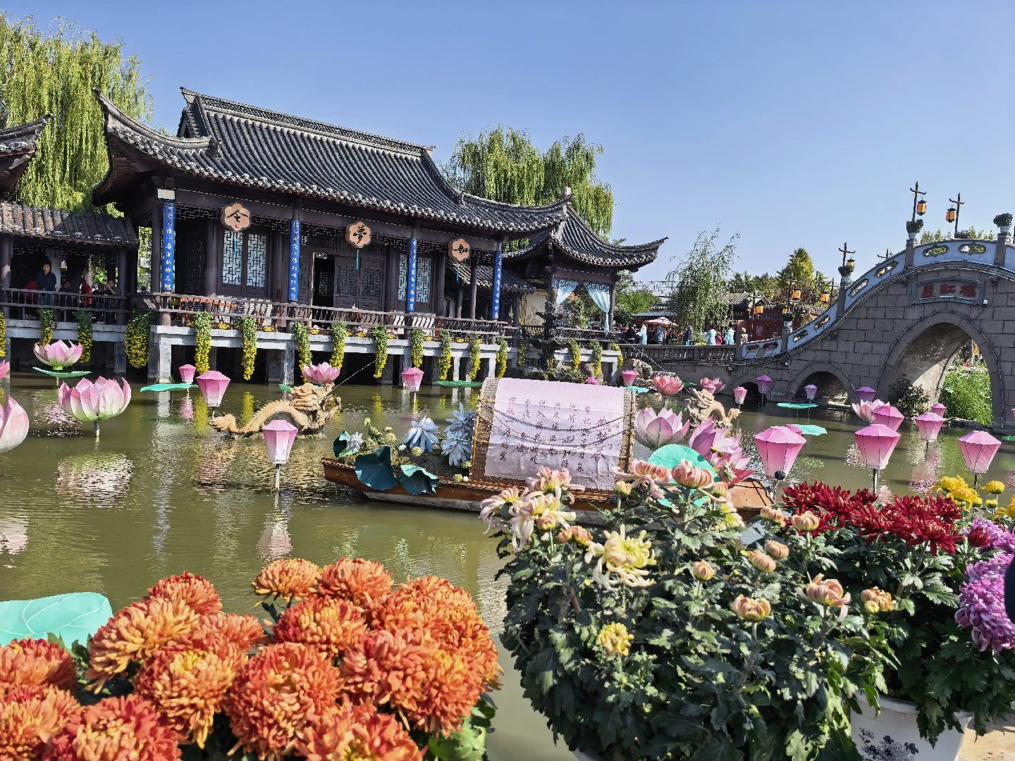 婆家这么多IP也没冷落你，娘家倒是有夏雨荷就够了。 ​​​