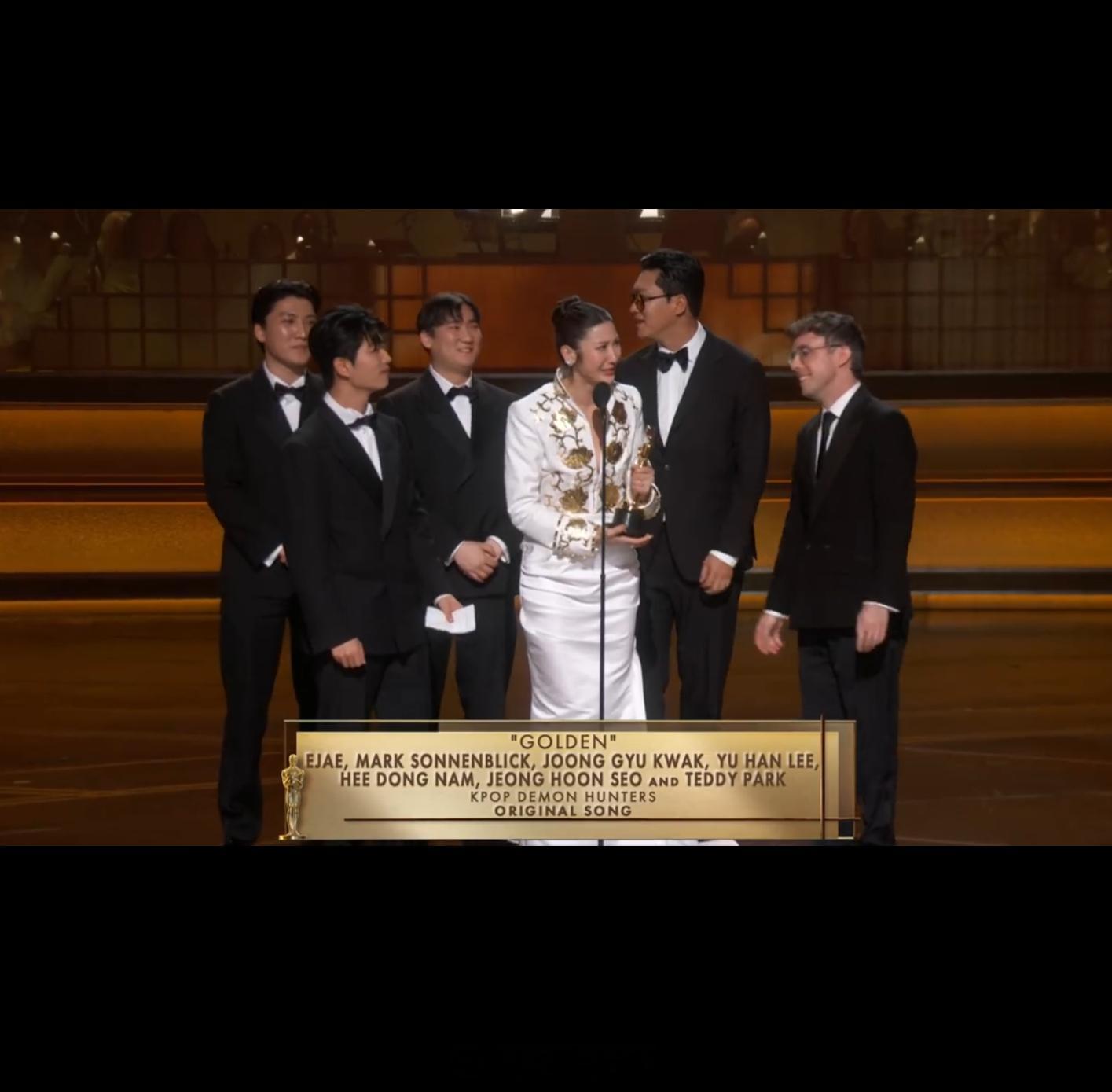 奥斯卡再陷歧视亚裔争议  嘴上喊着多元平等，亚裔获奖者发言没超时就被强行闭麦切广