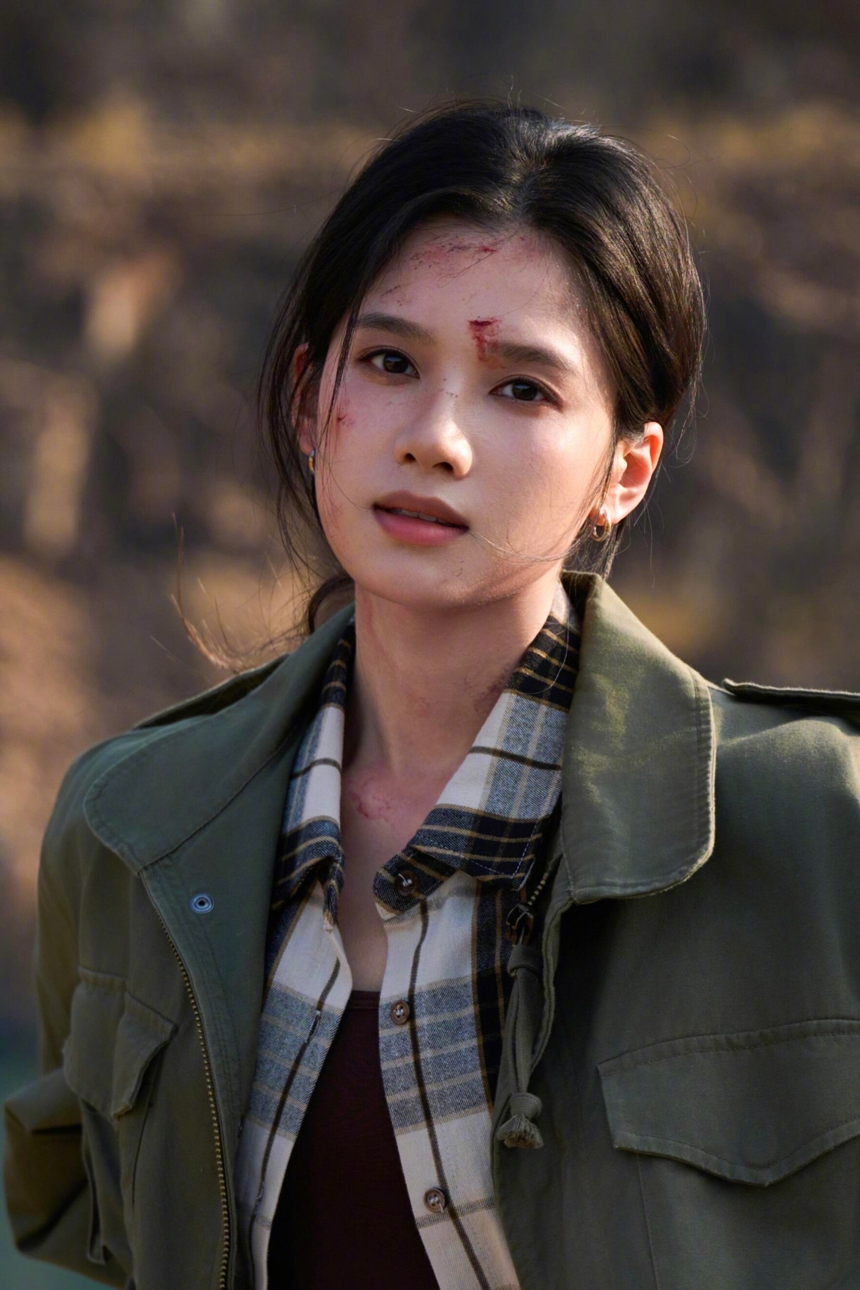 张婧仪战损 伟大 致我那菜市场的白月光