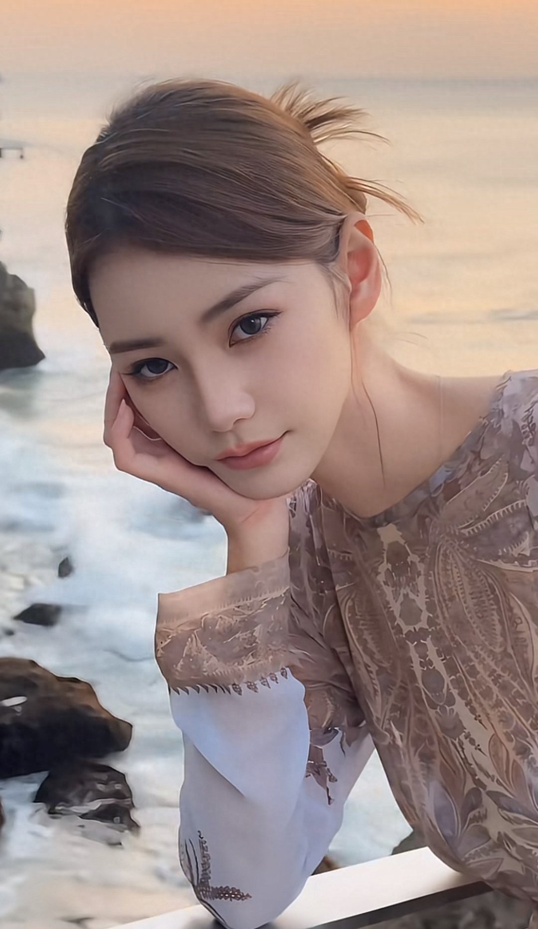 汪小菲夫妇带娃海边约会, 小玥儿为爸爸后妈拍照, 一家四口很和谐！ ​​​