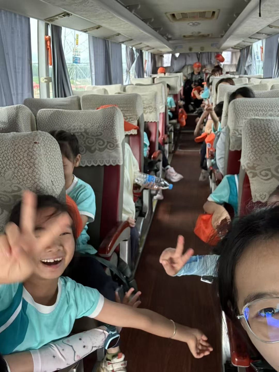 💕我们的崽崽们依靠的肩膀还有安全感的后背 ​​​