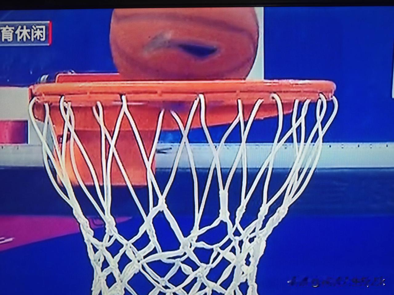 北汽男篮主场四外援全部隐身，被上海打成52比36。杰曼在上海队面前打的很烂，北汽