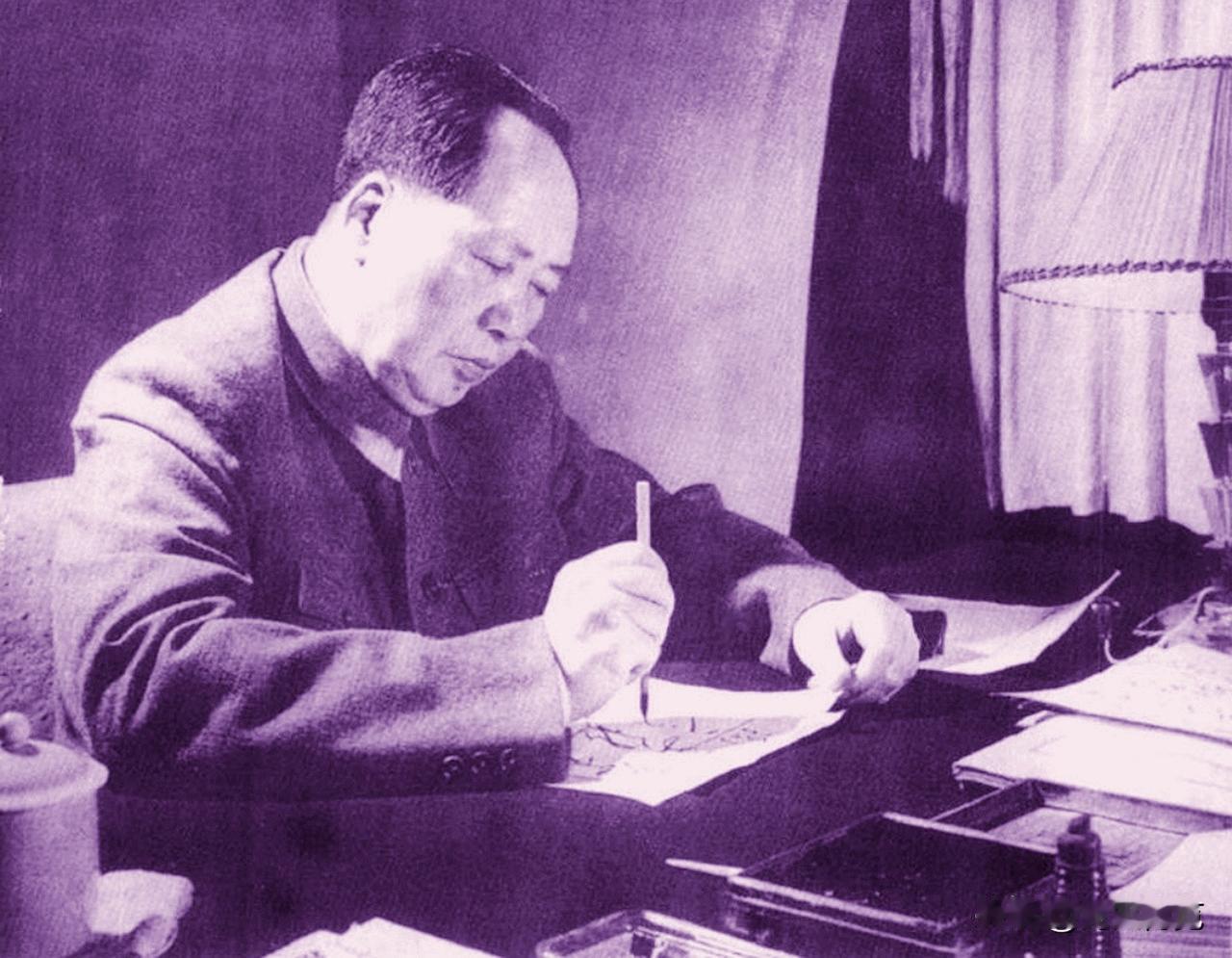 这盛世，如您所愿

一
湘江水畔，惊雷一声震苍穹，
橘子洲头，意气风发问长空。