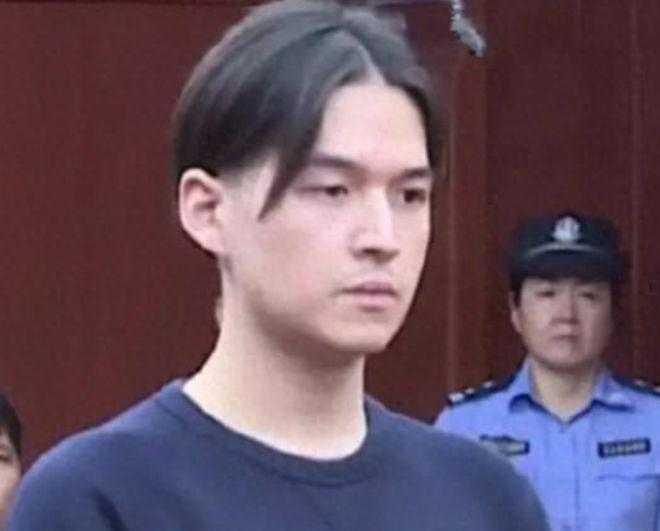 上海杀妻案朱晓东被处死刑，狱中对妻子的评价，让人胆寒

阳台上的冰柜嗡嗡作响，卧