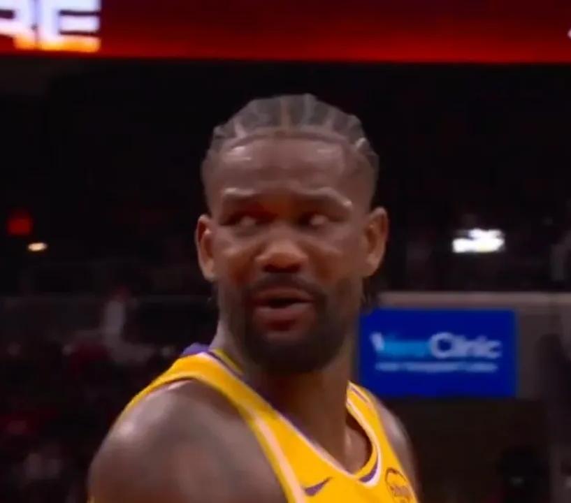 艾顿呀！你要为自己争取大合同呀！
偶尔打好一场球-是角色球员爆发
好的时候佛当杀