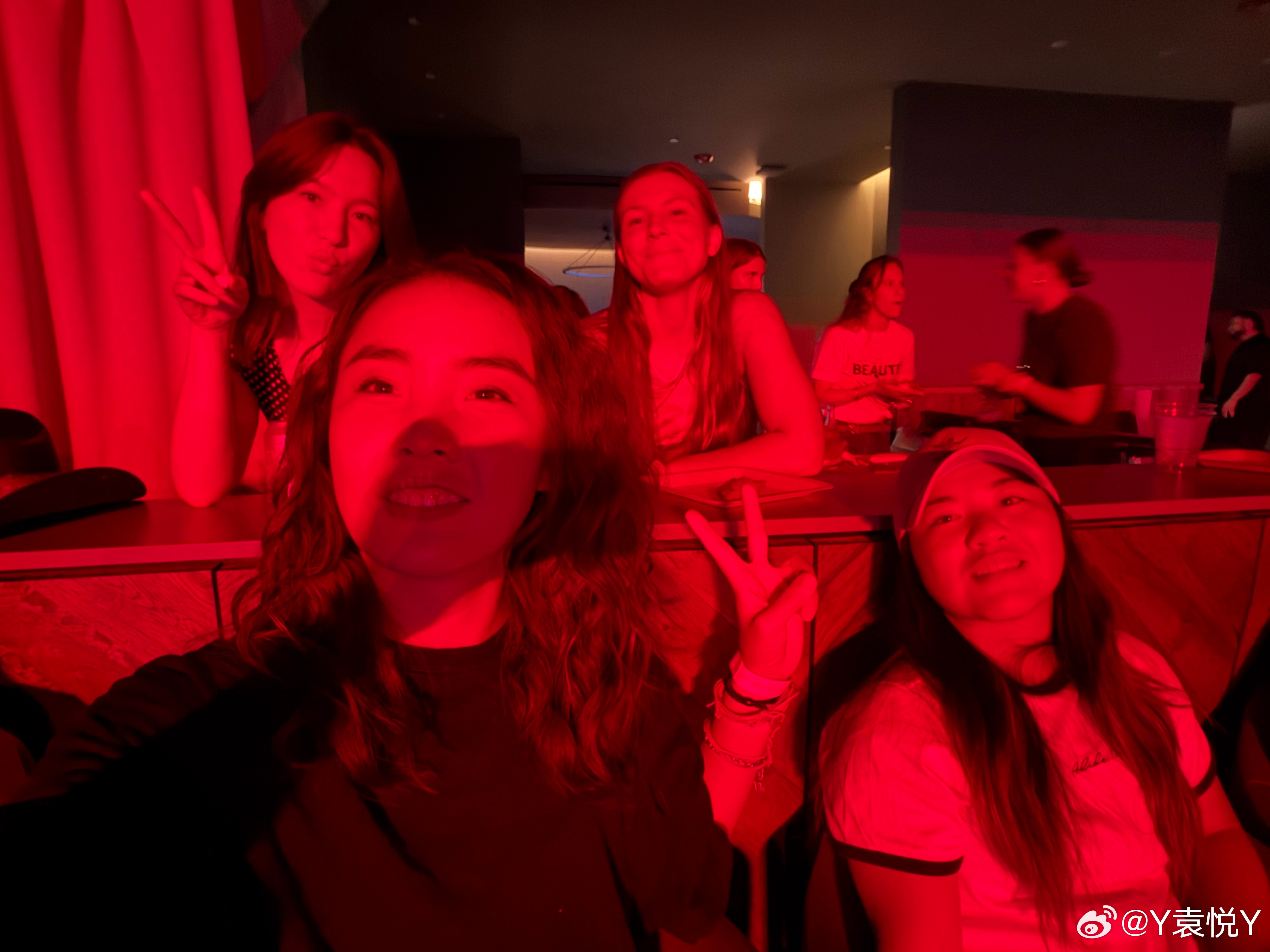 奥斯汀，再一次爱上这里❤️上个礼拜和一个赛会的志愿者闲聊，说到我最近想看《三体》