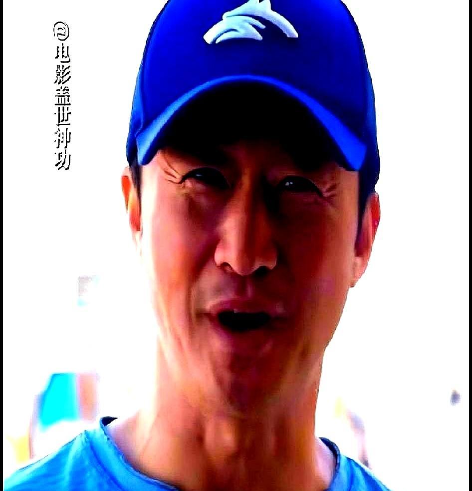 3亿造新船？
吴京这次被“道具复用”狠狠打脸了！
真相是泡水十年的旧战船改了个涂