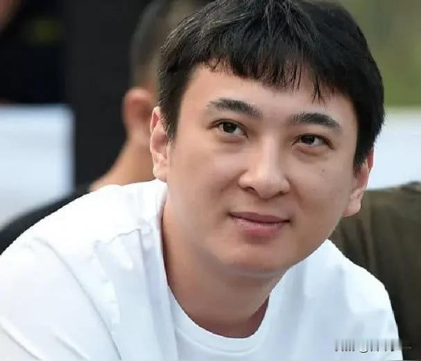 王思聪很善良：不接受粉丝打赏，不是不屑，是不忍——
 
王思聪开通直播和网友互动