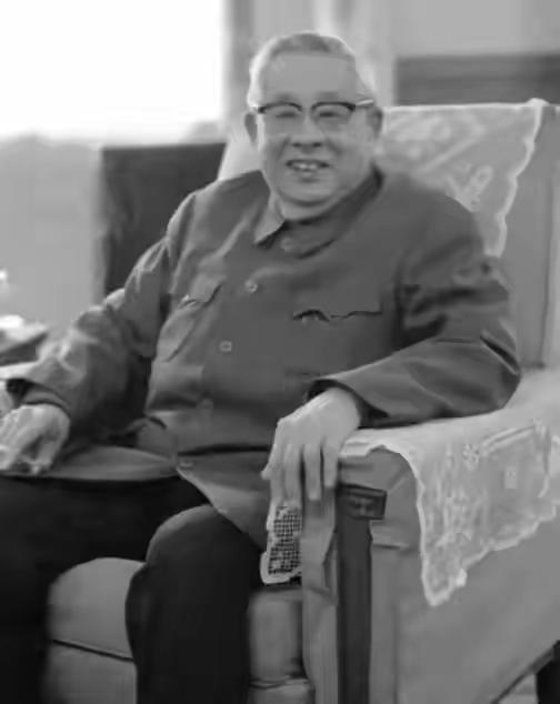 1945年，抗日老兵刘运达，迎娶了一名日本女战俘。30年后，妻子真实身份被曝光，