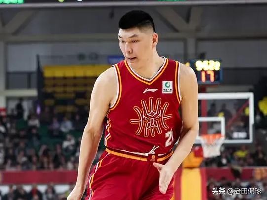 刘传兴要感谢曾凡博，要不急救都没有… 据山西官方发文表示：我俱乐部球员刘传兴在今