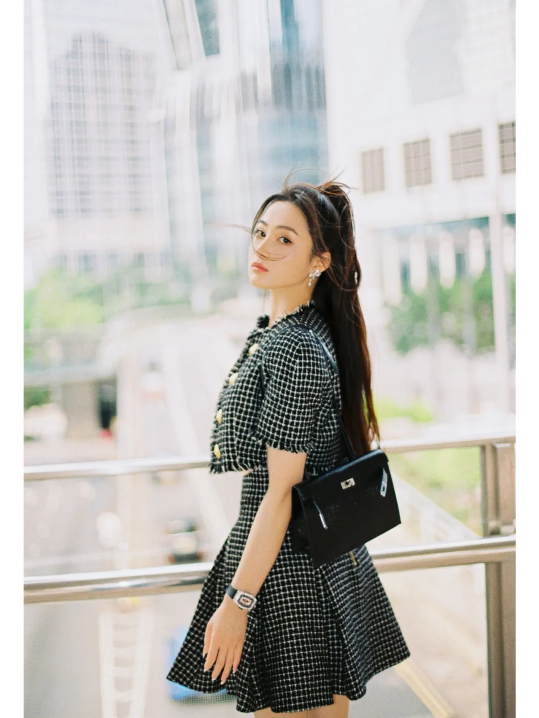 女演员孙嘉璐在荣获亚洲国际青年电影节“最具潜力女演员奖”之后，难得给自...