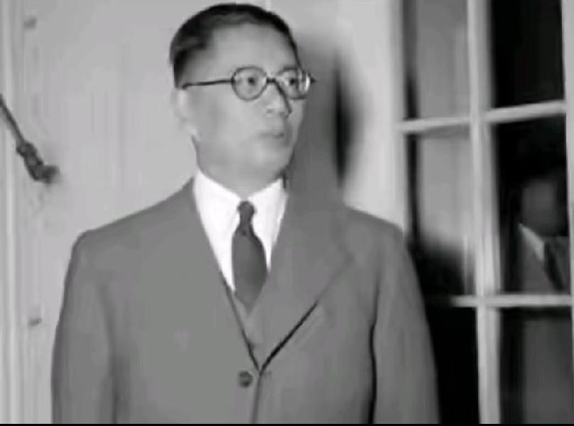 宋子文晚年抱憾半生：当年一句担保，困住张学良数十年。
 
说起西安事变，大家大多