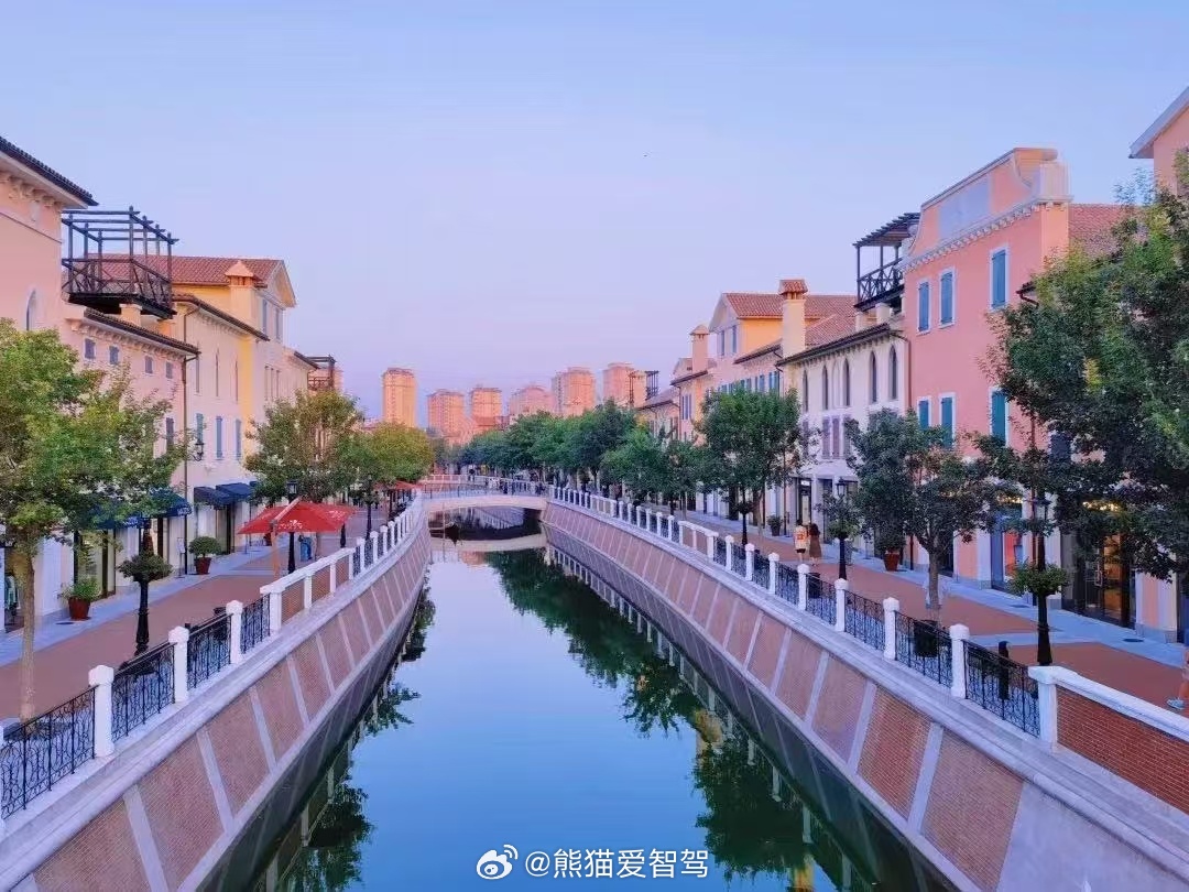 大美武清精彩畅游  天津市武清区李大人庄村将闲置的农房改造成为设计精美、风格各异