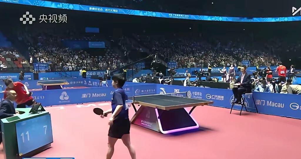 孙颖莎状态火热！横扫黑马削球手，晋级女单半决赛将战朱雨玲！今晚，第十五届全运会乒