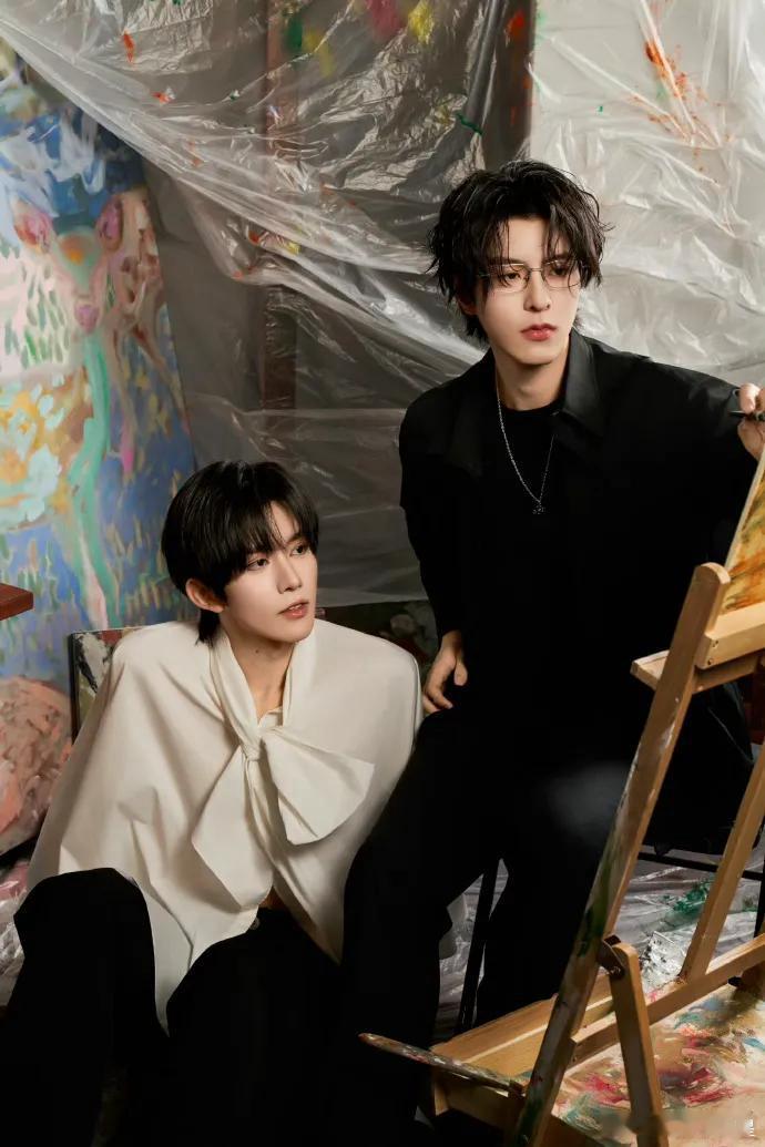 黄星邱鼎杰方辟谣聊天记录黄星 邱鼎杰 旗下公司已辟谣了哈！网络不是法外之地！大家