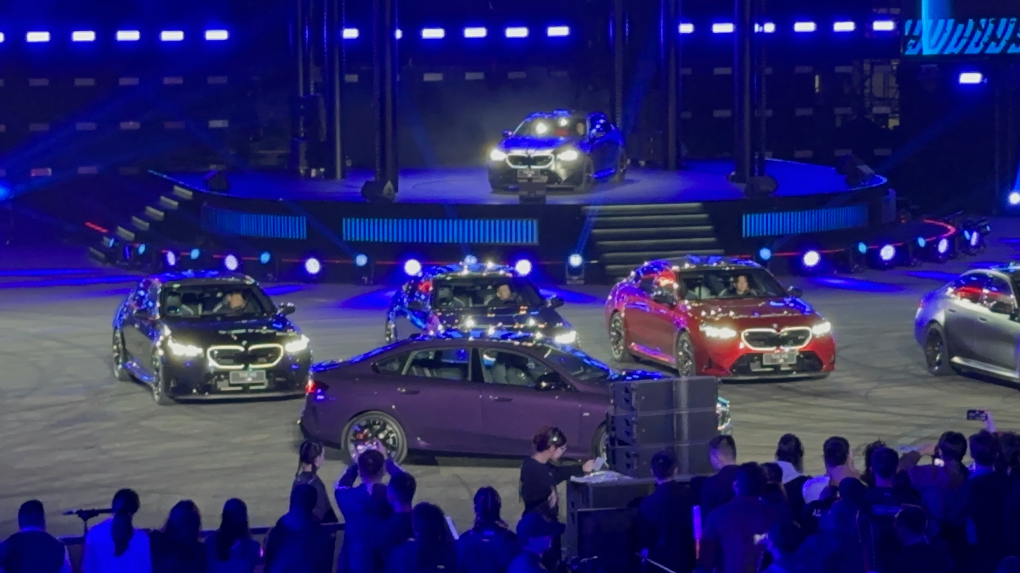BMW M235L 全球首秀哈哈哈哈 下午我还在猜 这台车是啥 #驾驶乐趣仅供参