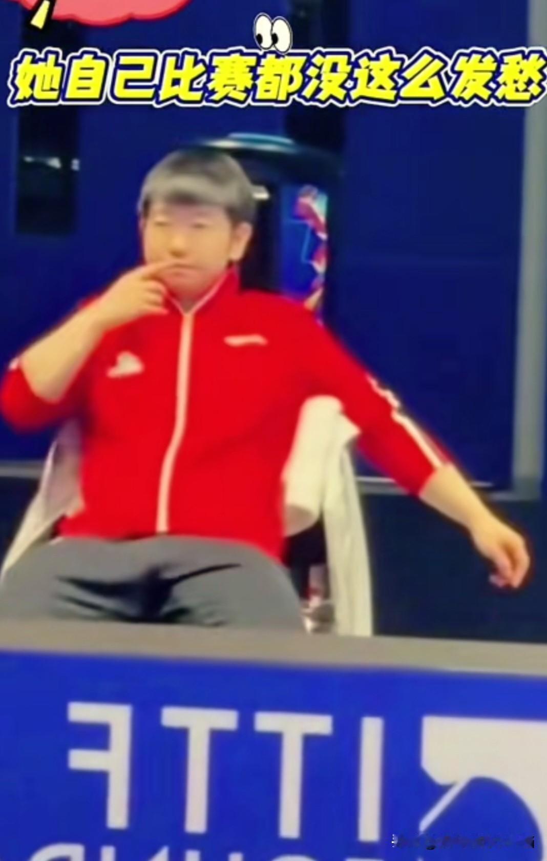 男团失利可把莎莎愁坏了
莎莎内心：真不懂他们为什么打的那么艰难，实在不行我去凑一