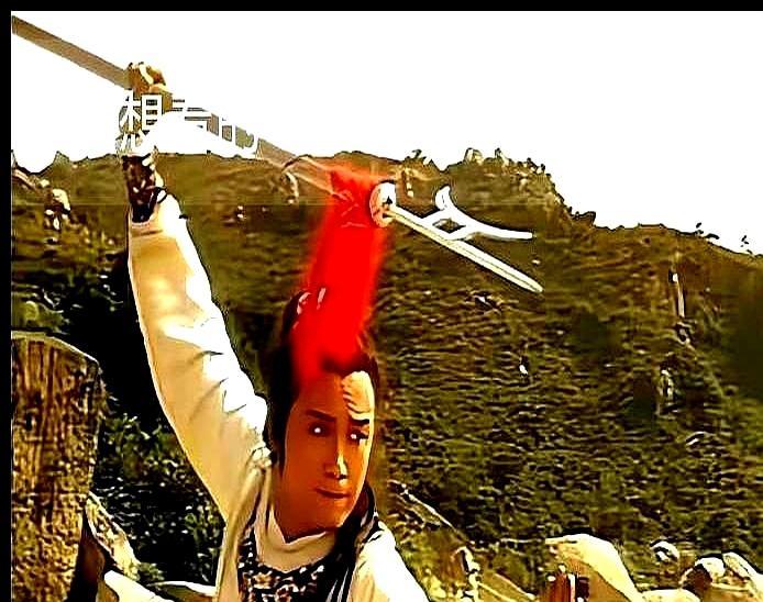 83版导演偷懒，把郭家戟塞给杨康，郭靖却拎把越女剑。观众骂了四十年，回头一看，嘿