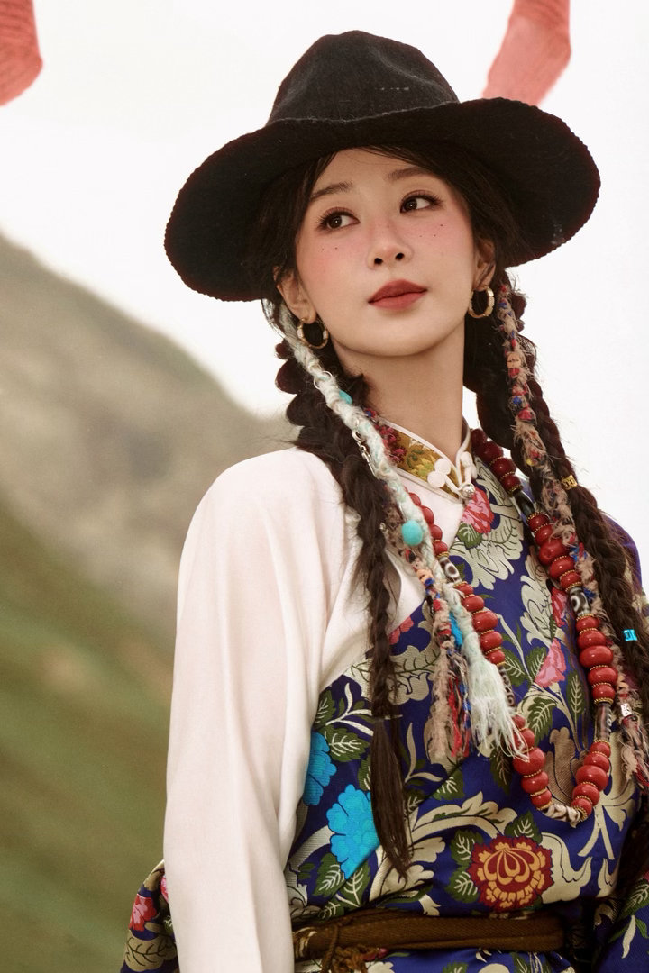 杨紫玉兰花开君再来 yz杨紫董竹君 所有相遇都是概率，幸好我的概率学里，你命中注
