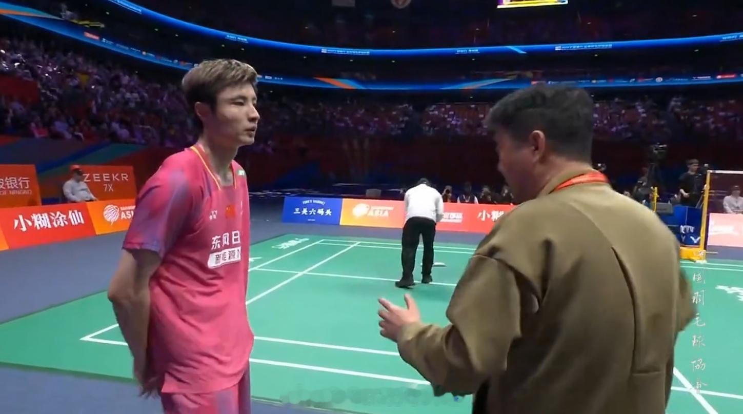 男单 决赛 阿尤什 8-21 石宇奇(2)2026年羽毛球亚锦赛