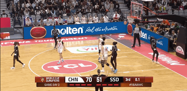 今天中国女篮3节比赛就打花了南苏丹女篮，主要是今天外线投射做的好，今天三节比赛外