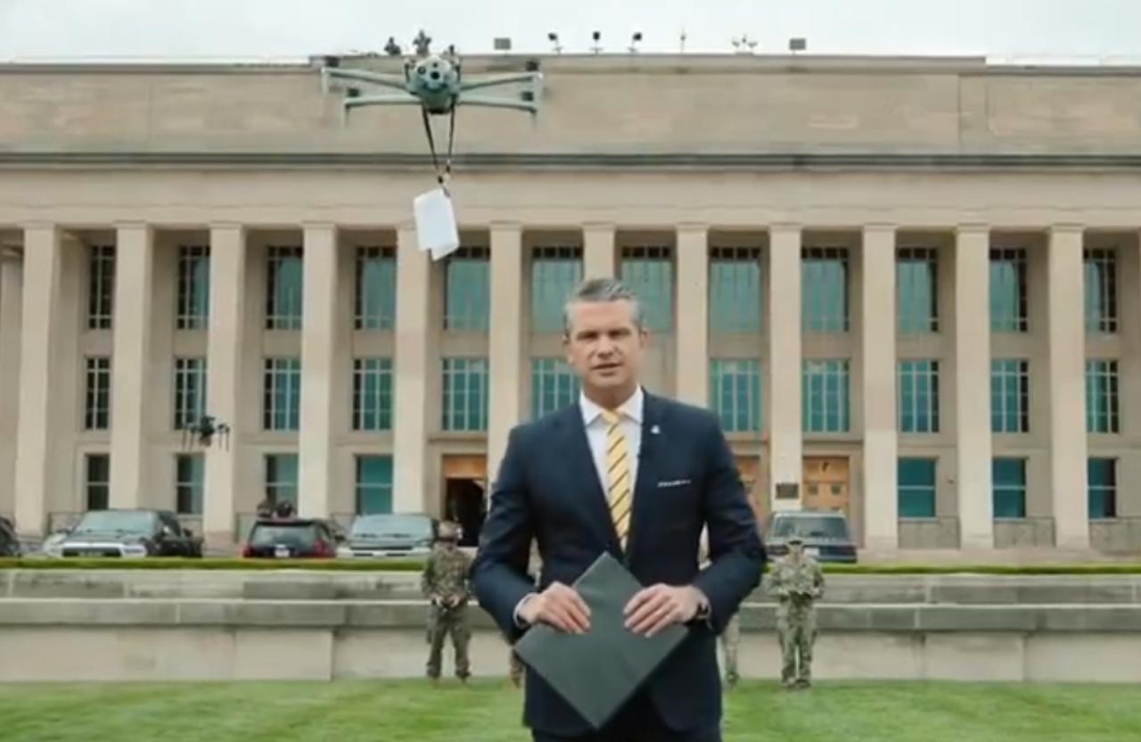 美国防部将斥资10亿美元采购超30万架自杀无人机

  12月5日电 据美国“战