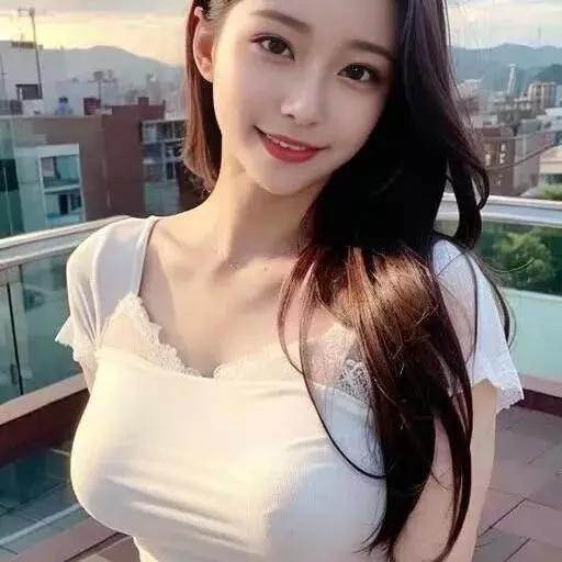 阳光下的白裙子女孩，温暖如春光。阳光白裙少女 温柔白裙少女 白裙少女感 海边白衣