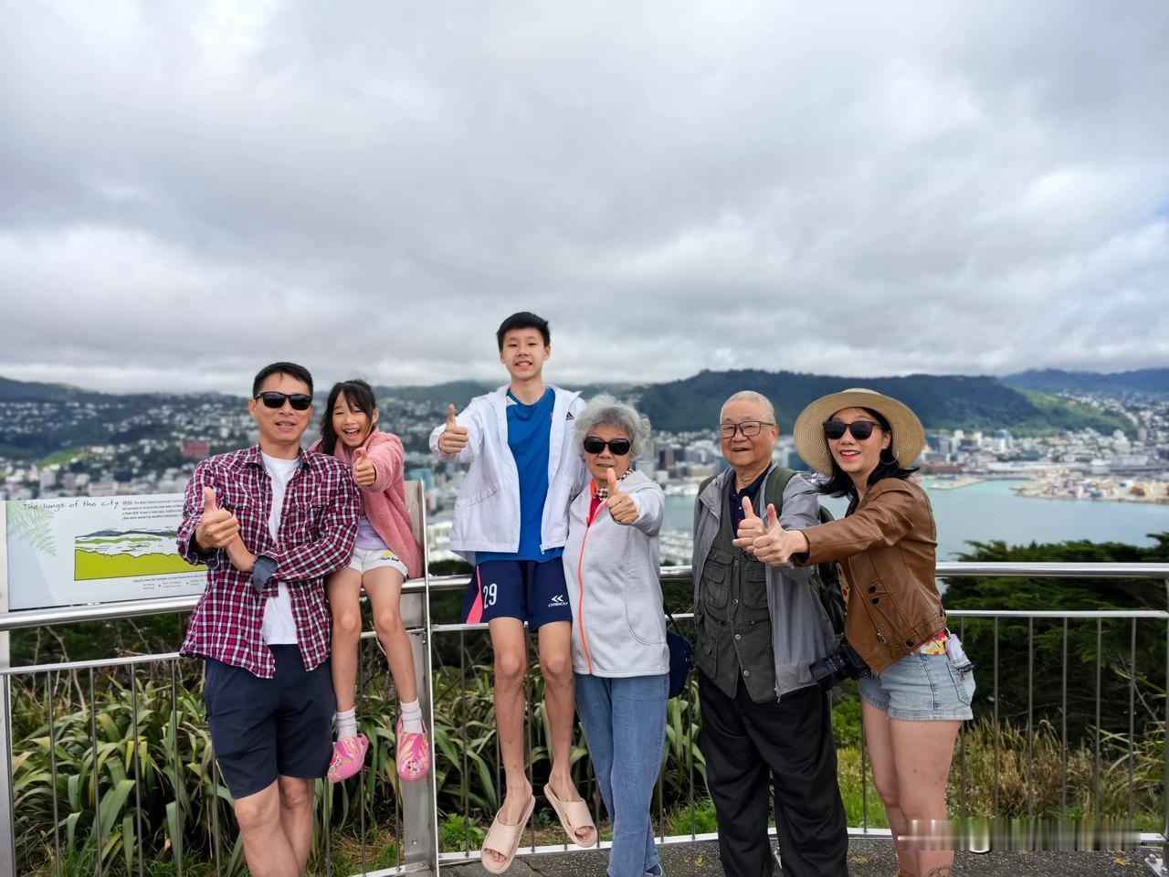 新西兰移民进行中 第292天
明天就是2024年的最后一天，今年我只做了一件“大