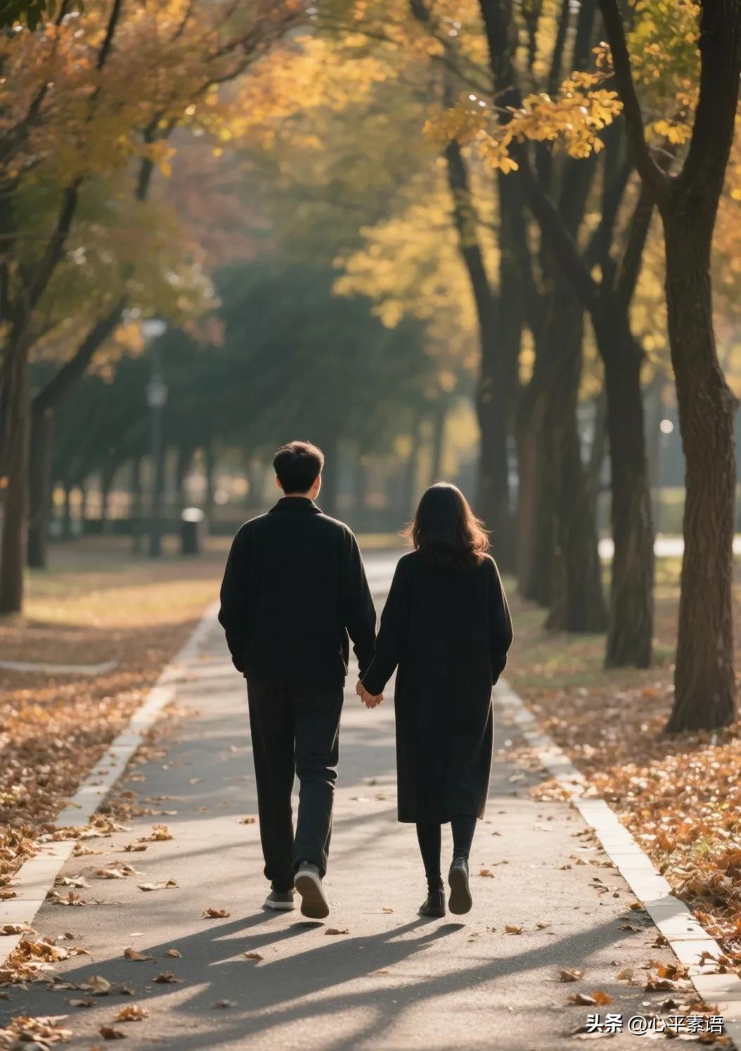 一位情感专家说：“男人爱上一个女人，通常表现得性欲旺盛；跟得紧，喜欢粘着她；对接